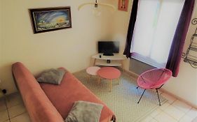 Maison De Village